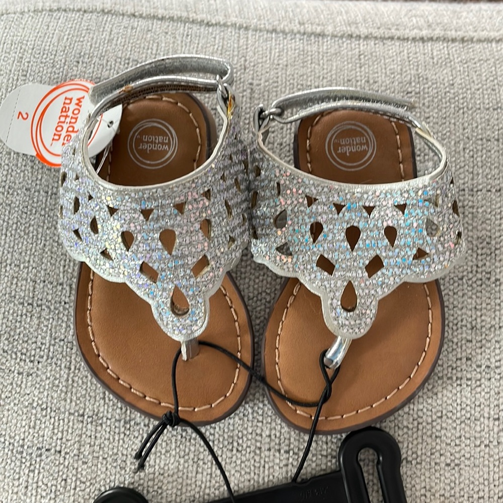 New sparkly baby sandals size 2